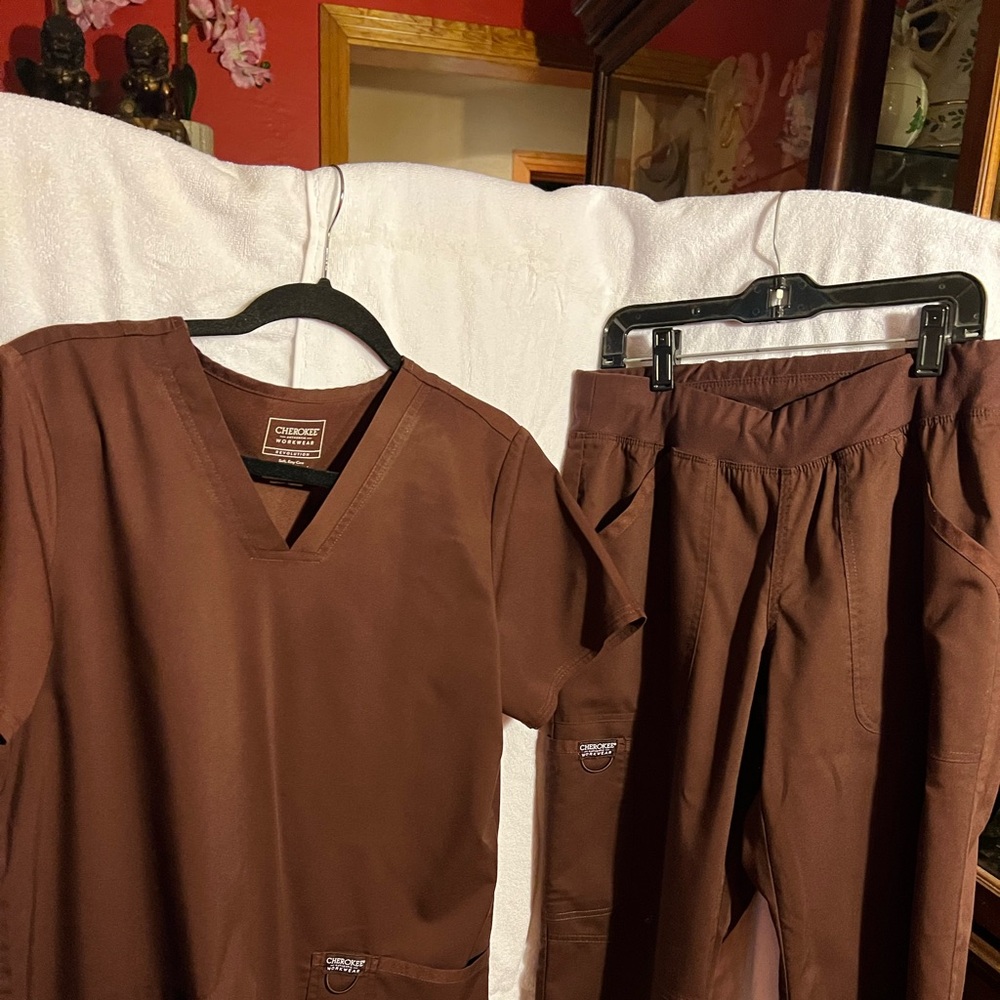 CMA uniform——-CMA 9  Nilda Villao